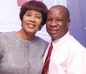 WHO ARE THESE PEOPLE DO YOU KNOW THEIR NAMES